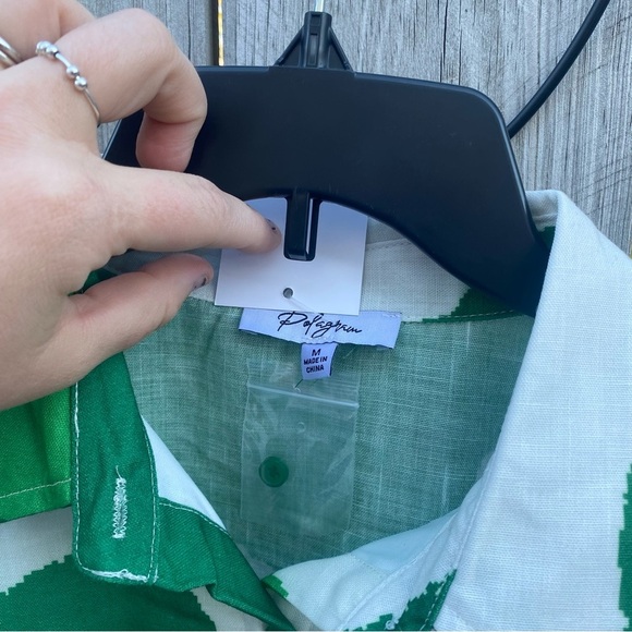 Polagram Green and White Women's Button-Up Top and Lined Shorts Pant SET M - Picture 6 of 8